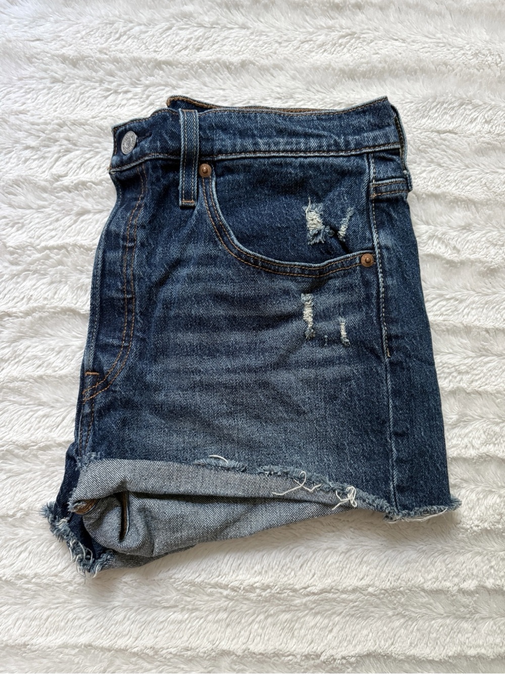 Levi's Women 501 Original High-Rise Jean Shorts Size 29 Dark Blue Distressed